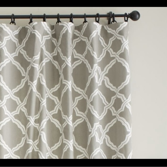 Pottery Barn Gray and White Patterned Curtain - Picture 1 of 5